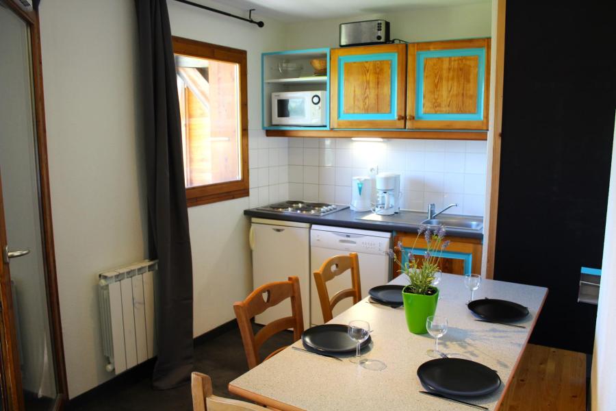 Rent in ski resort 2 room apartment sleeping corner 6 people (DP53) - Les Chalets de SuperD Dauphinelle - Superdévoluy - Kitchen