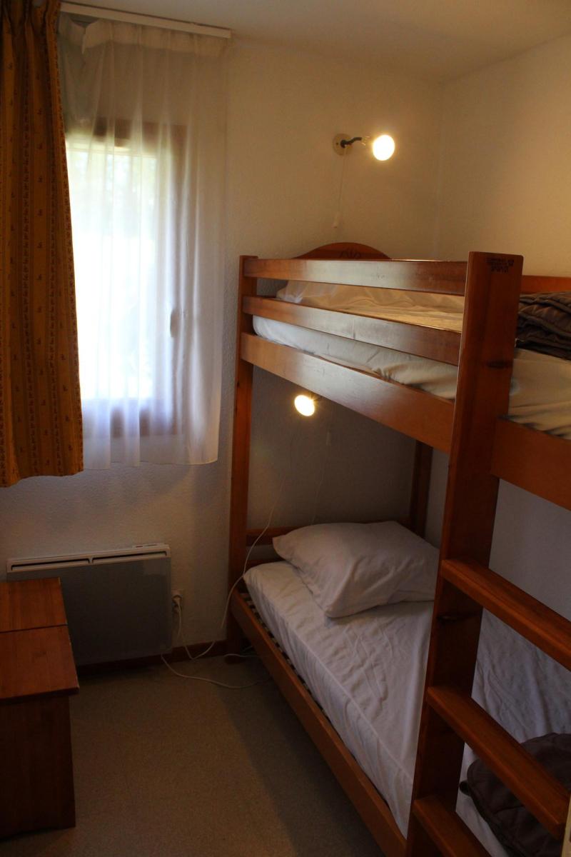 Skiverleih 2-Zimmer-Appartment für 4 Personen (DP21) - Les Chalets de SuperD Dauphinelle - Superdévoluy - Schlafzimmer