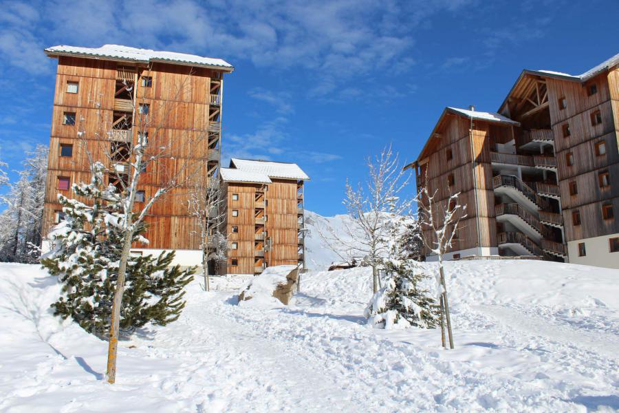 Аренда на лыжном курорте Les Chalets de SuperD Dauphinelle - Superdévoluy - зимой под открытым небом