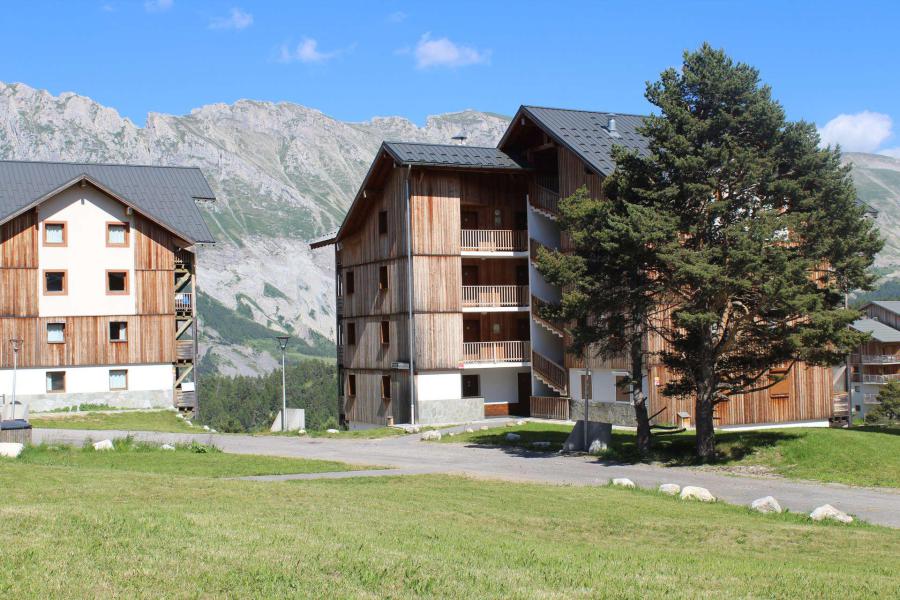 Rent in ski resort Les Chalets de SuperD Dauphinelle - Superdévoluy
