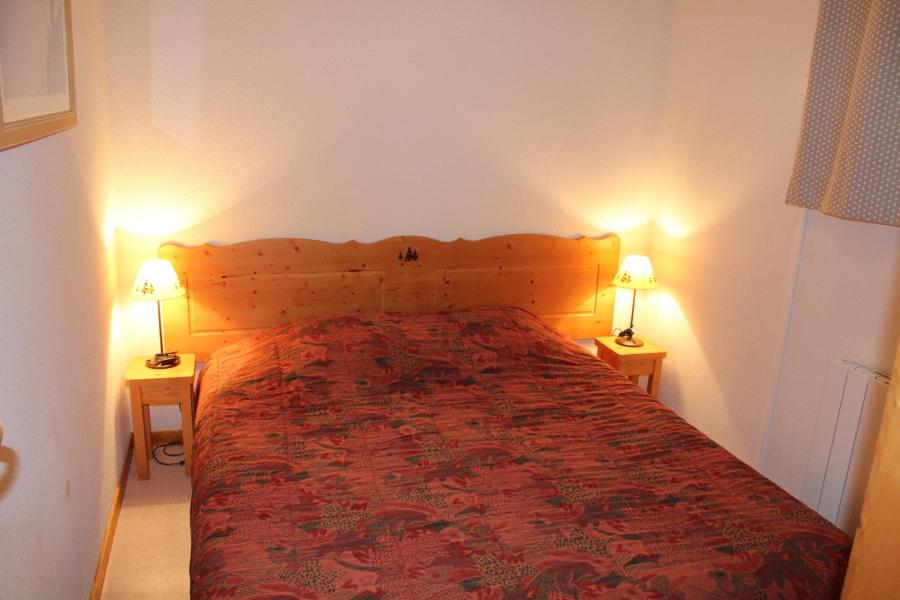 Rent in ski resort 3 room apartment sleeping corner 8 people (FR13) - Les Chalets de SuperD Fraxinelle - Superdévoluy - Bedroom