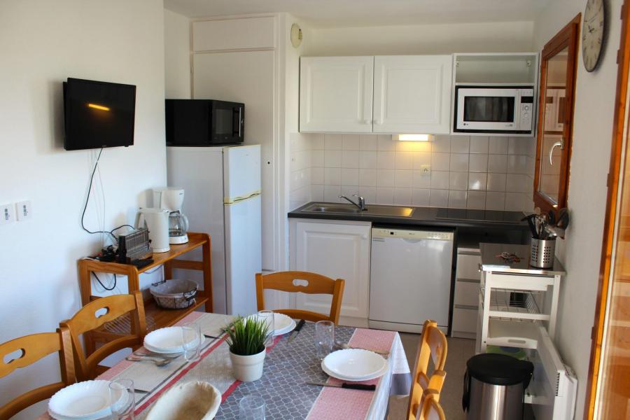 Rent in ski resort 3 room apartment sleeping corner 8 people (FR13) - Les Chalets de SuperD Fraxinelle - Superdévoluy - Kitchen