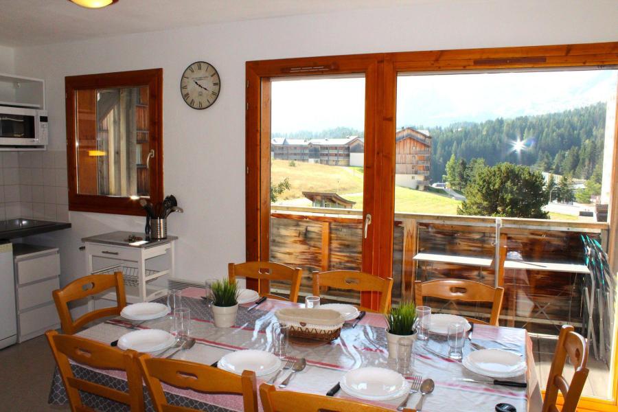 Rent in ski resort 3 room apartment sleeping corner 8 people (FR13) - Les Chalets de SuperD Fraxinelle - Superdévoluy - Living room