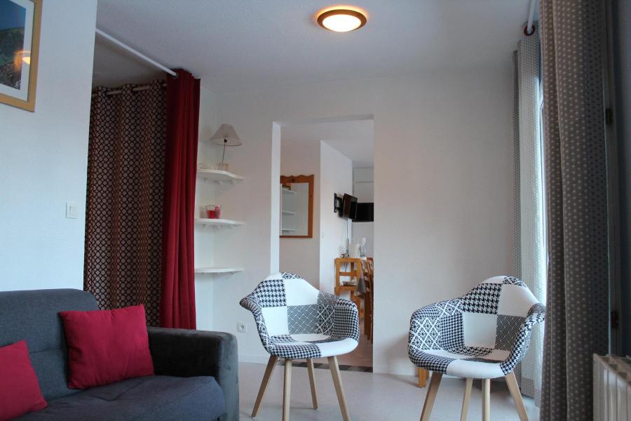 Wynajem na narty Apartament 3 pokojowy z alkową 8 osób (FR13) - Les Chalets de SuperD Fraxinelle - Superdévoluy - Pokój gościnny