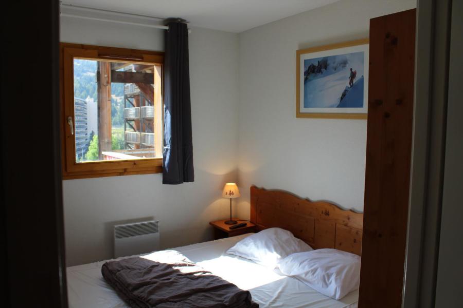 Rent in ski resort 2 room apartment sleeping corner 6 people (HE52) - Les Chalets de SuperD Hélianthème - Superdévoluy - Bedroom