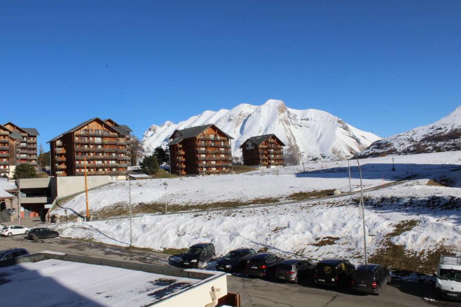 Rent in ski resort Studio 3 people (BA0105N) - Résidence le Bois d'Aurouze - Superdévoluy - Winter outside