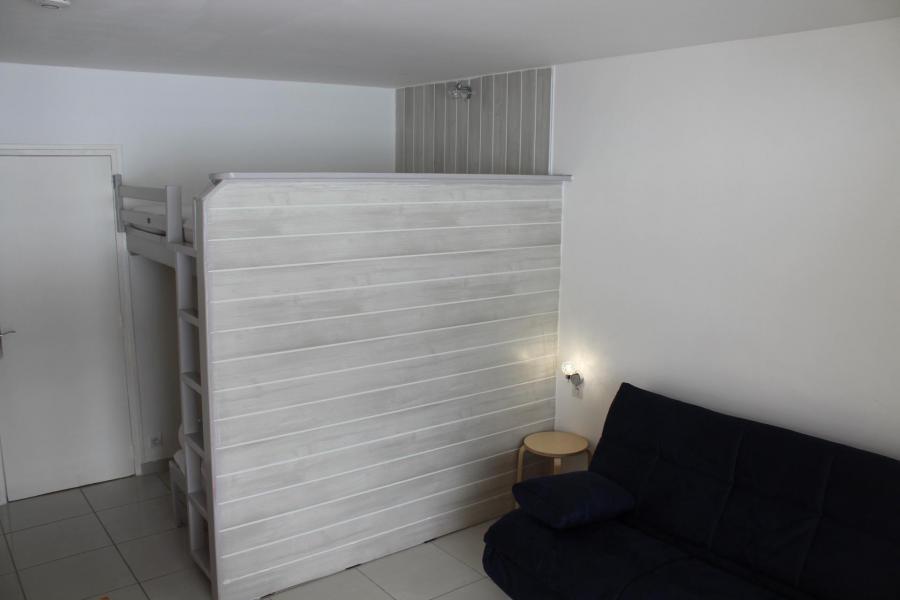 Rent in ski resort Studio 4 people (BA0434S) - Résidence le Bois d'Aurouze - Superdévoluy - Living room