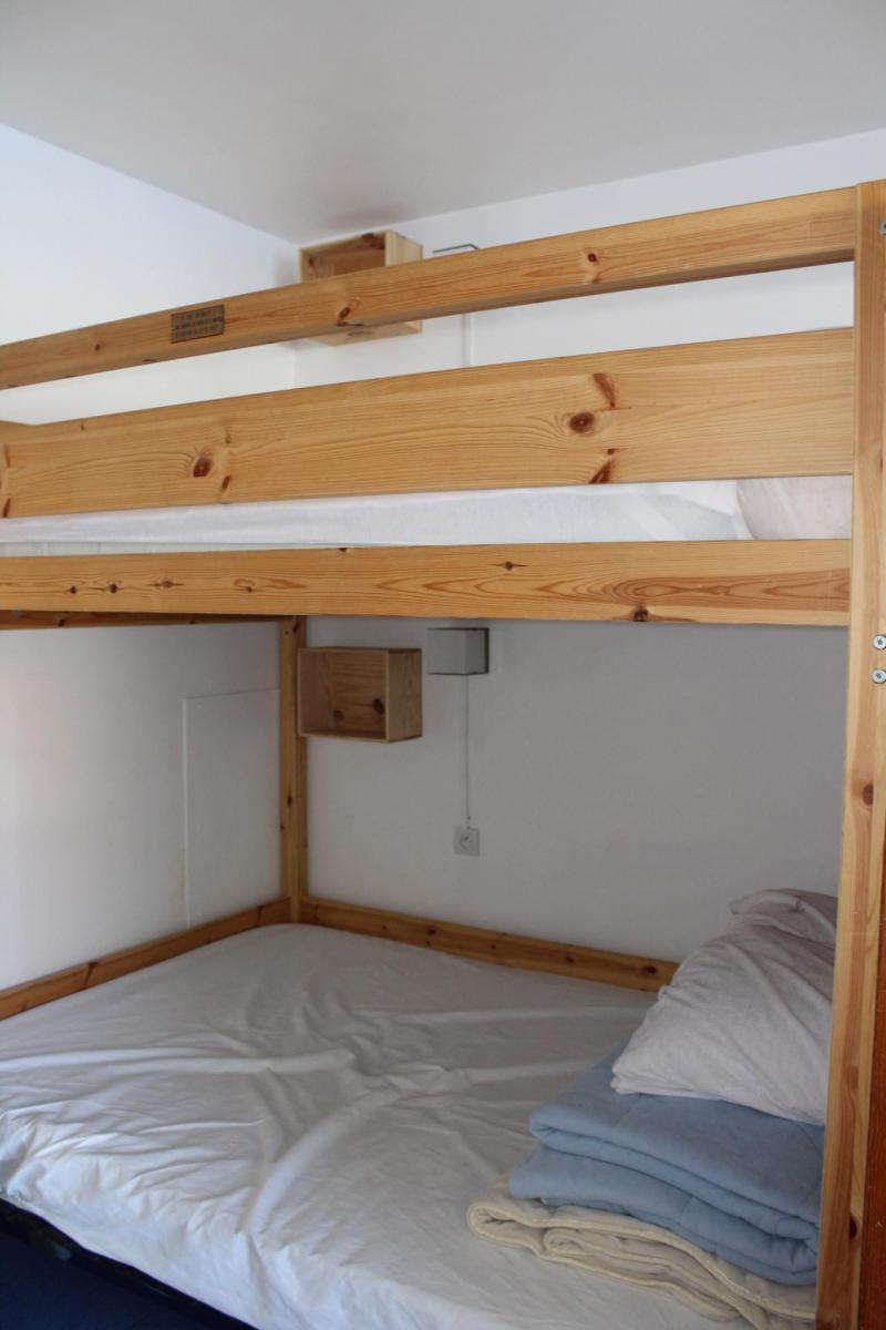 Rent in ski resort Studio 4 people (BA0447N) - Résidence le Bois d'Aurouze - Superdévoluy - Bedroom