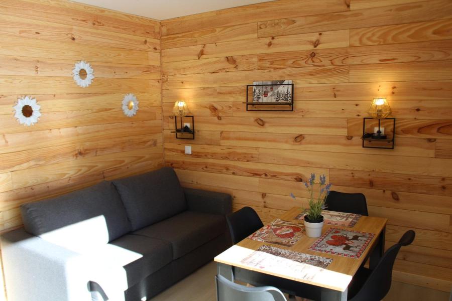 Ski verhuur Studio bergnis 4 personen (0154 S) - Résidence le Bois d'Aurouze - Superdévoluy - Woonkamer