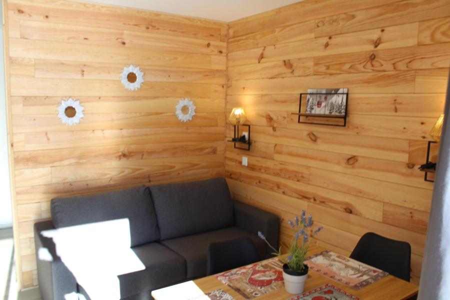 Ski verhuur Studio bergnis 4 personen (0154 S) - Résidence le Bois d'Aurouze - Superdévoluy - Woonkamer