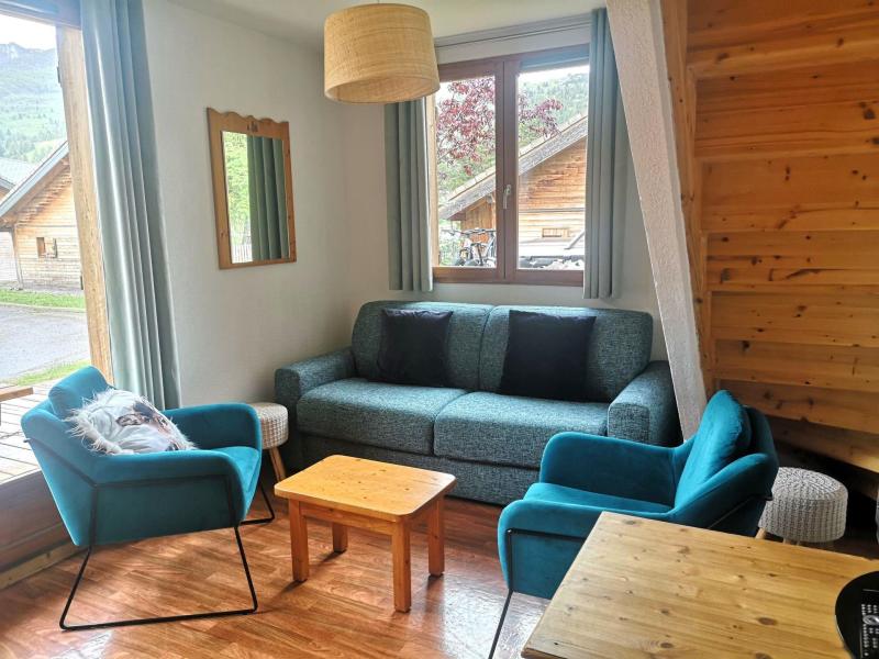 Rent in ski resort 3 room duplex chalet 6 people (H1) - Résidence le Hameau du Puy - Superdévoluy - Living room