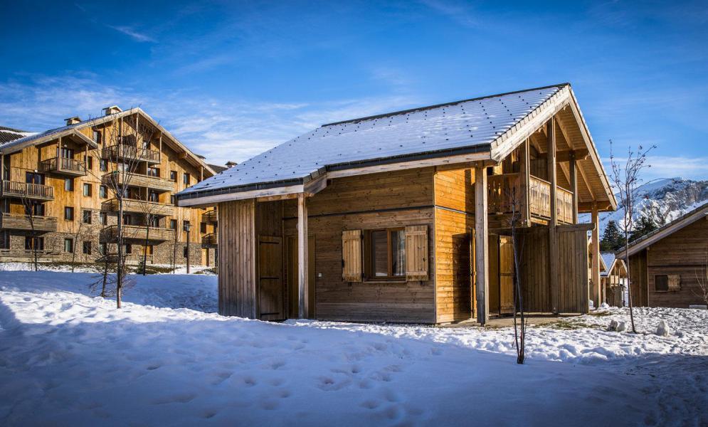 Vacances en montagne Résidence le Hameau du Puy - Superdévoluy - Extérieur hiver