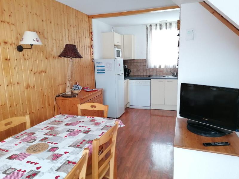 Ski verhuur Chalet mitoye 3 kamers  6 personen (K2) - Résidence le Hameau du Puy - Superdévoluy - Woonkamer