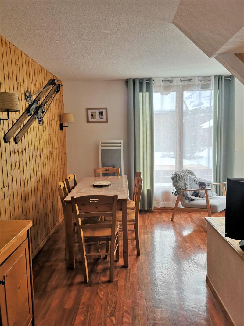 Skiverleih Duplex Wohnung 3 Zimmer 6 Personnen (H1) - Résidence le Hameau du Puy - Superdévoluy - Wohnzimmer