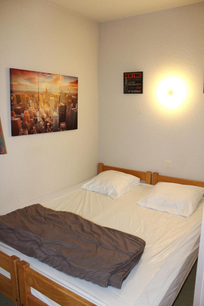 Rent in ski resort 2 room apartment sleeping corner 6 people (PS0302) - Résidence le Plein Sud - Superdévoluy - Bedroom