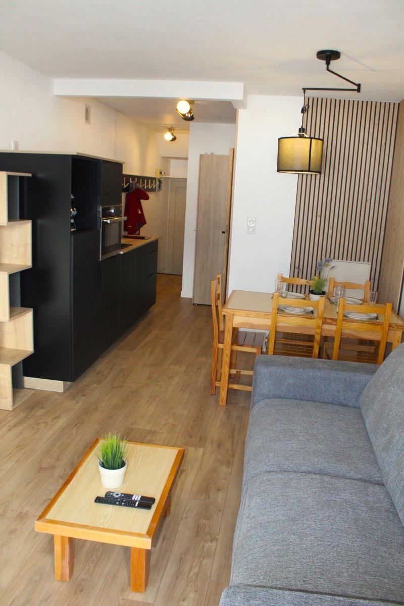 Rent in ski resort 2 room apartment 4 people (0605X) - Résidence les Issarts  - Superdévoluy - Living room