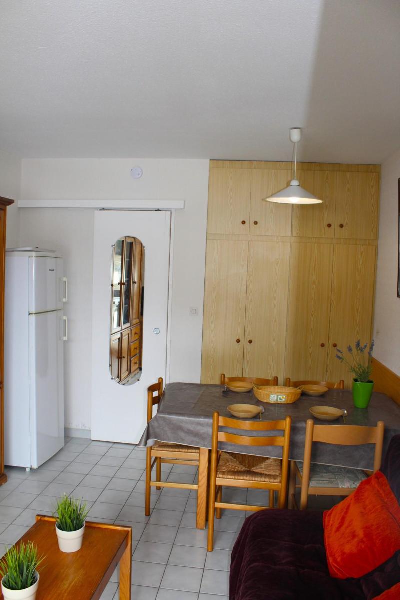 Wynajem na narty Apartament 2 pokojowy 4 osób (IS0828X) - Résidence les Issarts  - Superdévoluy - Pokój gościnny