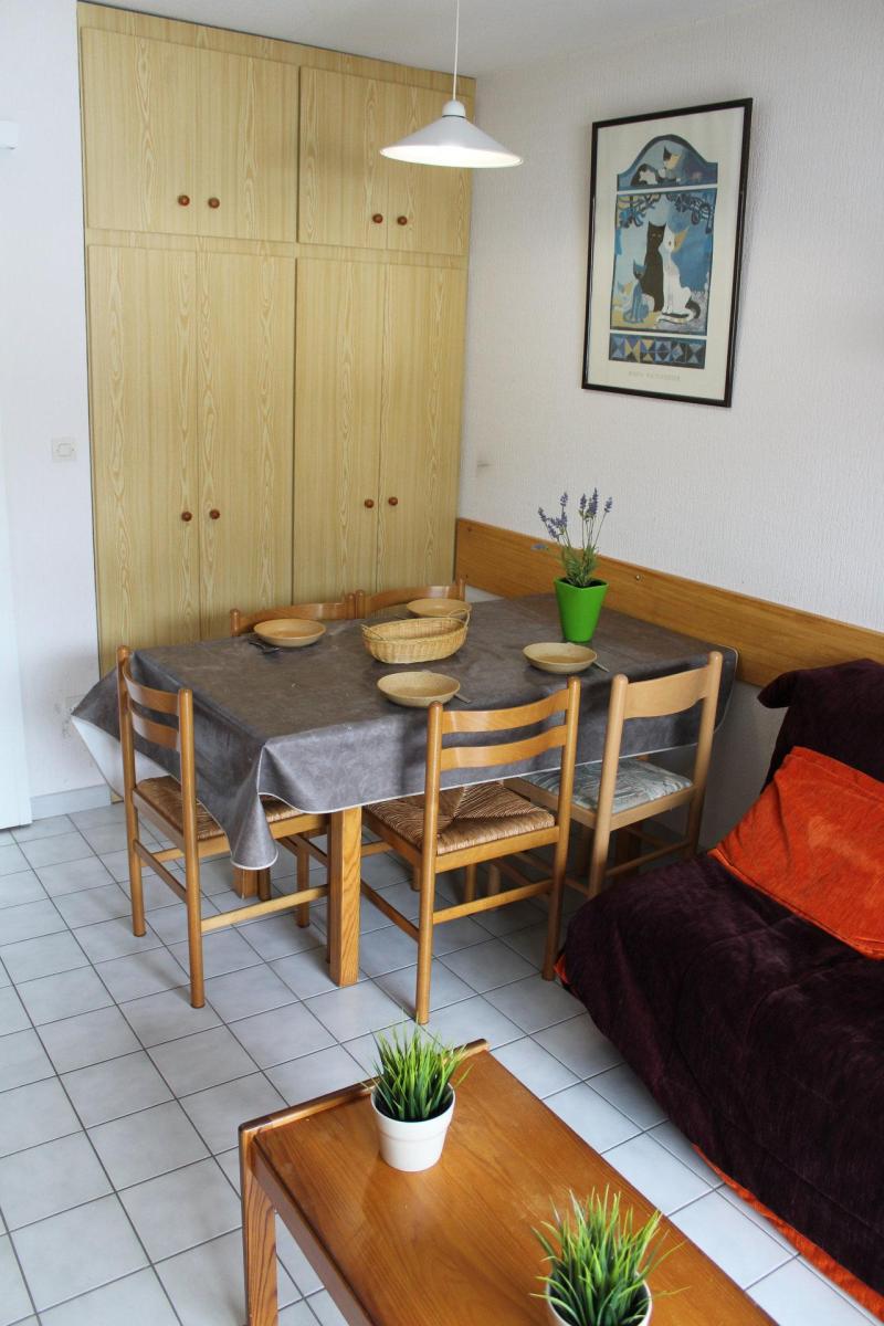 Ski verhuur Appartement 2 kamers 4 personen (IS0828X) - Résidence les Issarts  - Superdévoluy - Woonkamer