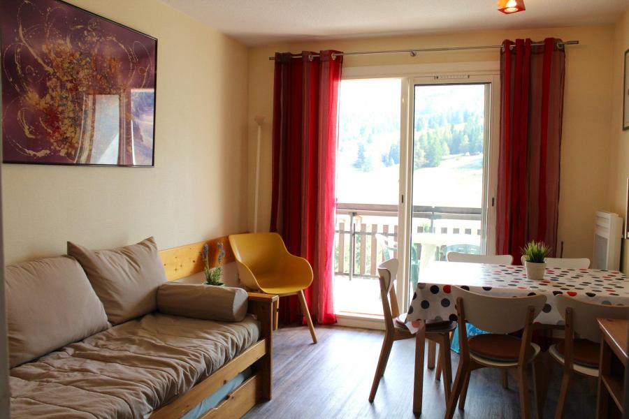 Ski verhuur Appartement 2 kamers 5 personen (IS0705X) - Résidence les Issarts  - Superdévoluy - Woonkamer