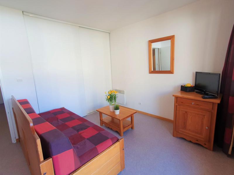 Rent in ski resort 3 room apartment 6 people (TA45) - Résidence les Toits du Dévoluy - Superdévoluy - Living room