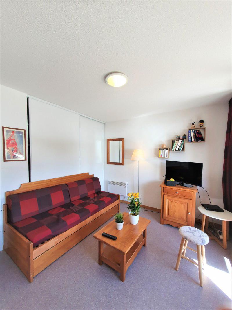 Rent in ski resort 3 room apartment 6 people (TB37) - Résidence les Toits du Dévoluy - Superdévoluy - Living room