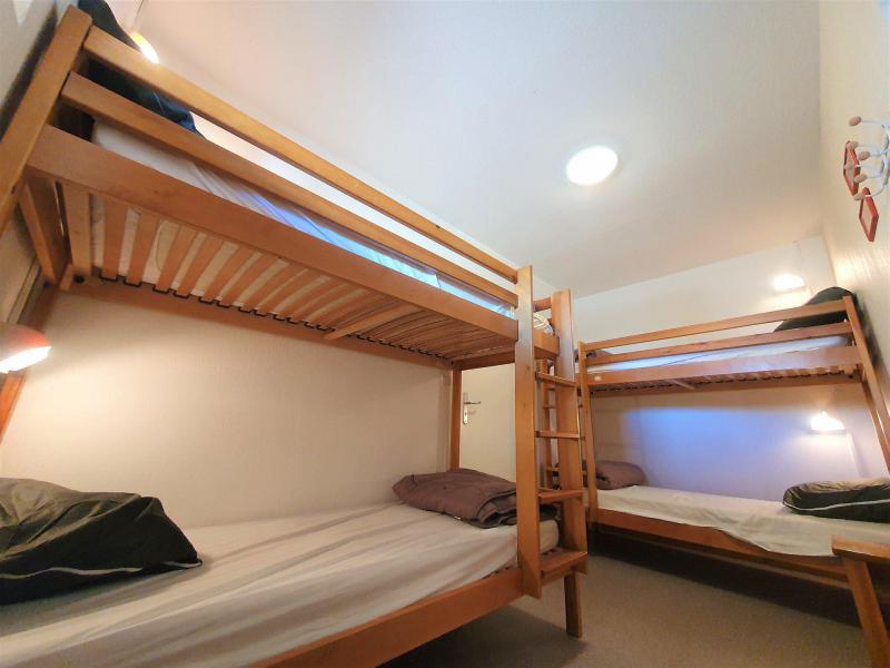 Rent in ski resort 3 room apartment cabin 8 people (TA60) - Résidence les Toits du Dévoluy - Superdévoluy - Bedroom