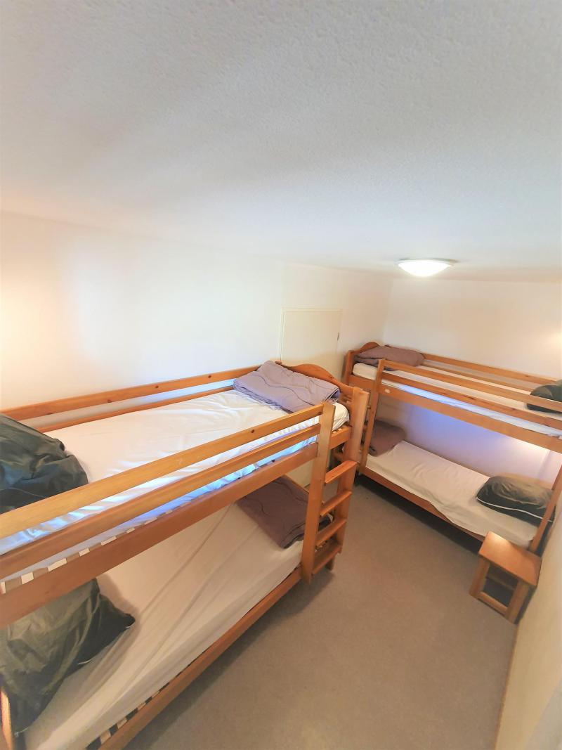 Rent in ski resort 3 room apartment cabin 8 people (TA60) - Résidence les Toits du Dévoluy - Superdévoluy - Bedroom