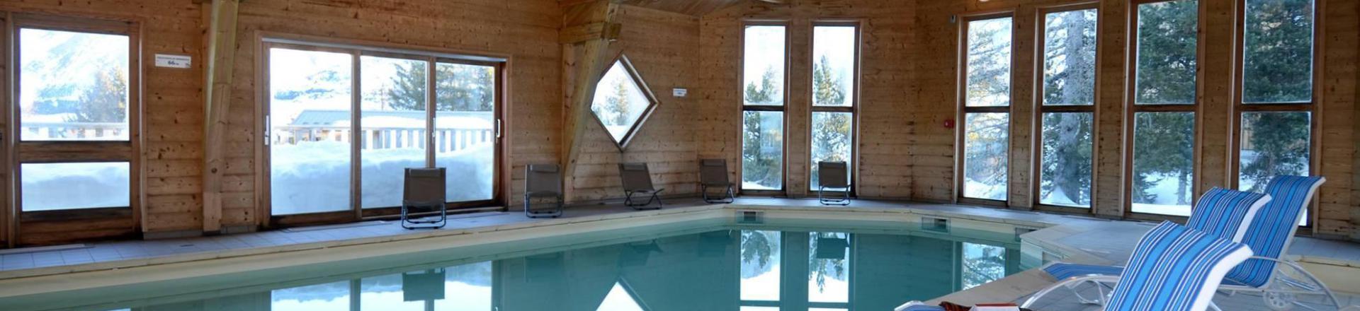 Rent in ski resort Résidence l'Orée des Pistes - Superdévoluy - Swimming pool