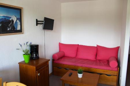 Rent in ski resort 2 room apartment sleeping corner 6 people (CD21) - La Résidence les Chaumettes - Superdévoluy - Living room