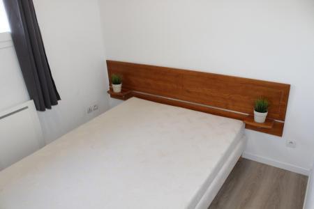 Rent in ski resort 2 room apartment sleeping corner 6 people (CE55) - La Résidence les Chaumettes - Superdévoluy - Bedroom