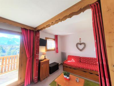 Rent in ski resort 3 room apartment cabin 8 people (CD42) - La Résidence les Chaumettes - Superdévoluy - Living room