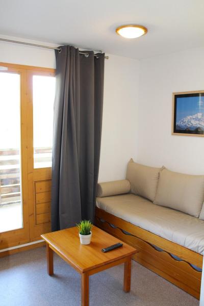 Ski verhuur Appartement 2 kamers bergnis 6 personen (CE12) - La Résidence les Chaumettes - Superdévoluy - Woonkamer