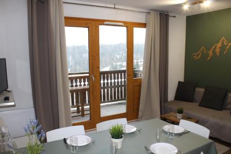 Ski verhuur Appartement 2 kamers bergnis 6 personen (CE42) - La Résidence les Chaumettes - Superdévoluy - Woonkamer