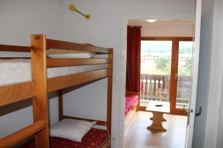 Rent in ski resort 2 room apartment sleeping corner 6 people (BL22) - Les Chalets de SuperD Bleuet - Superdévoluy - Bedroom