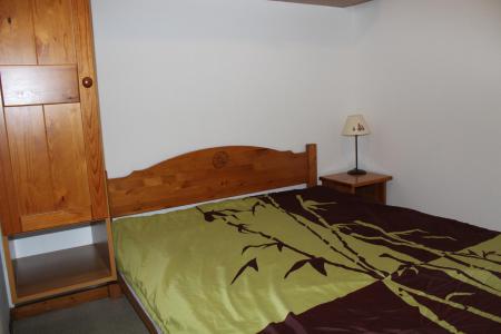Rent in ski resort 2 room apartment sleeping corner 6 people (CB35) - Les Chalets de SuperD Chardon Bleu - Superdévoluy - Bedroom