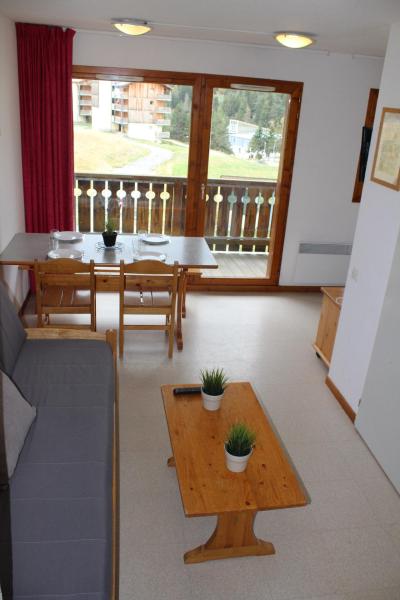 Rent in ski resort 2 room apartment sleeping corner 6 people (24) - Les Chalets de SuperD Eglantier - Superdévoluy - Living room