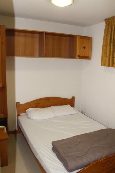 Rent in ski resort 2 room apartment sleeping corner 6 people (EG34) - Les Chalets de SuperD Eglantier - Superdévoluy - Bedroom