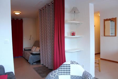 Аренда на лыжном курорте Апартаменты 3 комнат 8 чел. (FR13) - Les Chalets de SuperD Fraxinelle - Superdévoluy - Салон