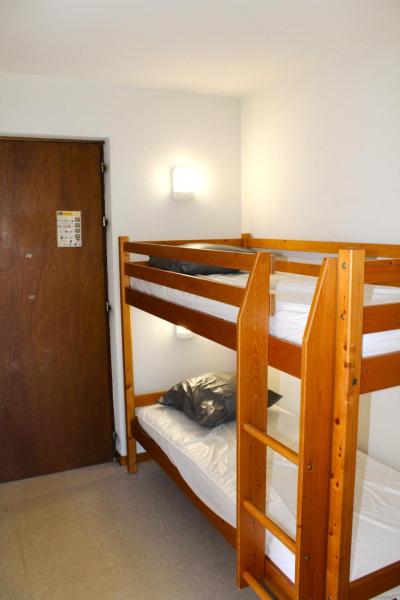Rent in ski resort 2 room apartment sleeping corner 6 people (HE32) - Les Chalets de SuperD Hélianthème - Superdévoluy - Bedroom