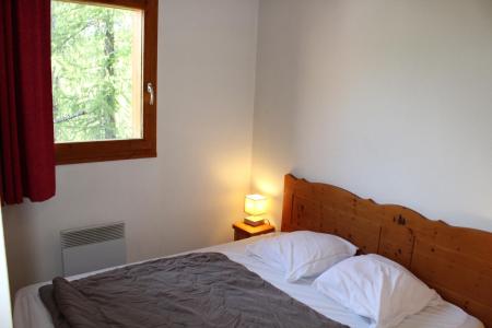 Skiverleih 3-Zimmer-Appartment für 4 Personen (HE61) - Les Chalets de SuperD Hélianthème - Superdévoluy - Schlafzimmer