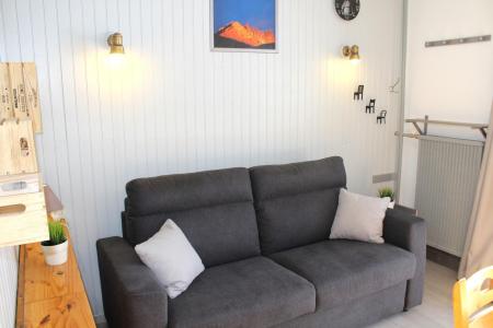 Rent in ski resort Studio 4 people (BA0538S) - Résidence le Bois d'Aurouze - Superdévoluy - Living room