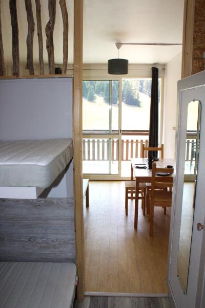 Ski verhuur Studio bergnis 4 personen (BA0504S) - Résidence le Bois d'Aurouze - Superdévoluy - Woonkamer