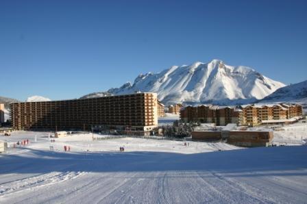 Vacanze in montagna Appartamento 2 stanze per 5 persone (IS0618X) - Résidence les Issarts  - Superdévoluy - Esteriore inverno