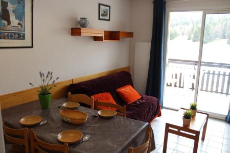 Ski verhuur Appartement 2 kamers 4 personen (IS0828X) - Résidence les Issarts  - Superdévoluy - Woonkamer