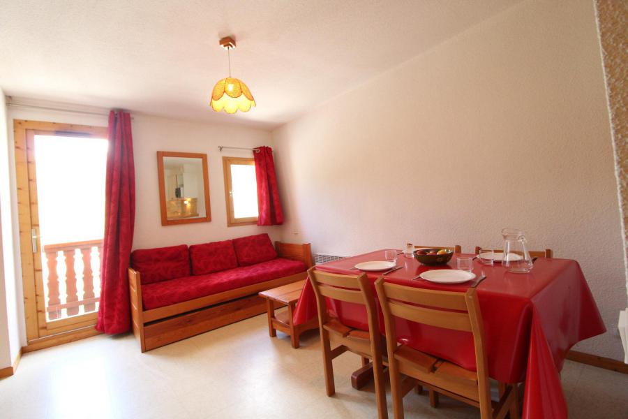 Rent in ski resort 2 room apartment 4 people (A18) - Résidence le Petit Mont Cenis - Termignon-la-Vanoise - Living room