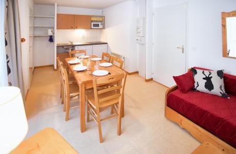 Rent in ski resort 2 room apartment 5 people (2P5+) - Les Balcons de la Vanoise - Termignon-la-Vanoise - Living room