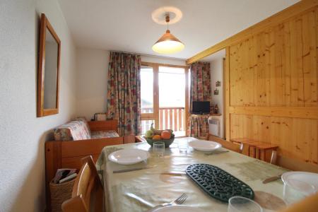 Rent in ski resort 2 room apartment 4 people (B22) - Résidence le Petit Mont Cenis - Termignon-la-Vanoise - Living room