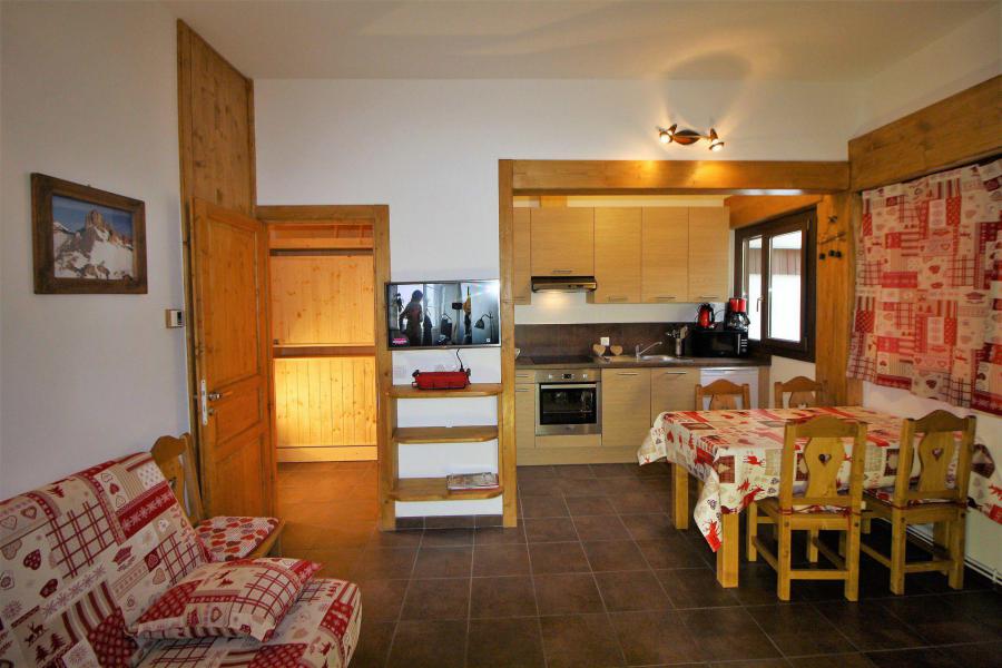 Rent in ski resort 2 room apartment sleeping corner 6 people (CL) - Chalet de la Tour - Tignes - Living room