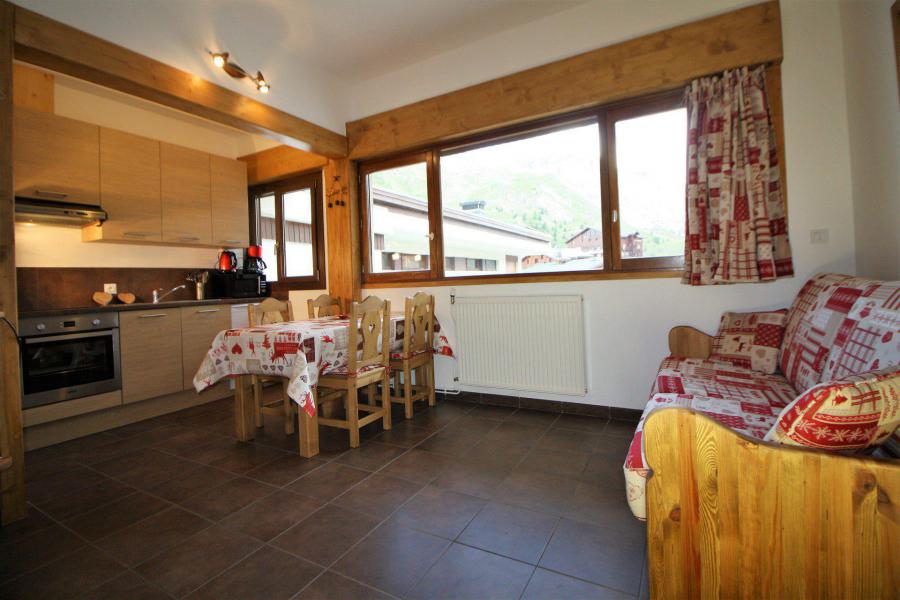 Rent in ski resort 2 room apartment sleeping corner 6 people (CL) - Chalet de la Tour - Tignes - Living room