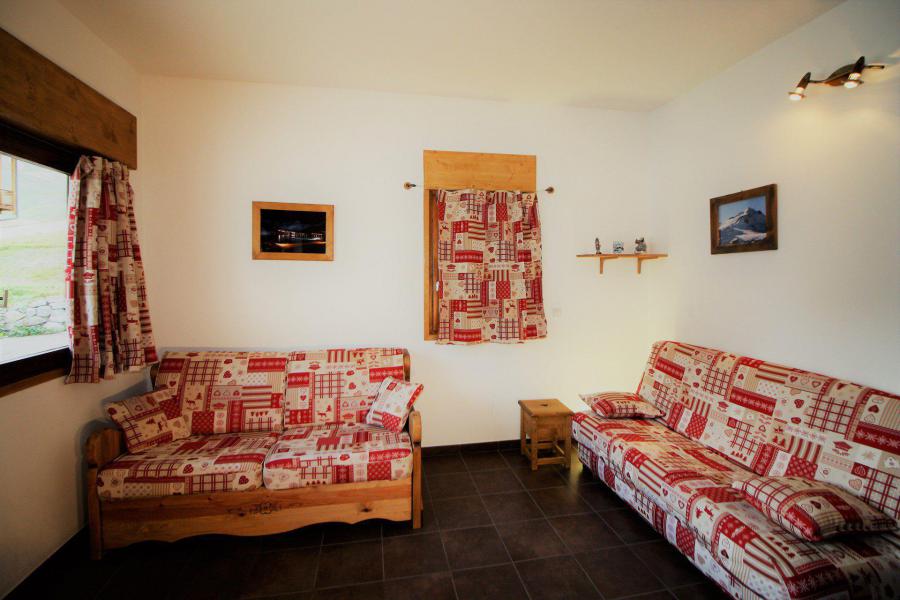 Wynajem na narty Apartament 2 pokojowy z alkową 6 osób (CL) - Chalet de la Tour - Tignes - Pokój gościnny